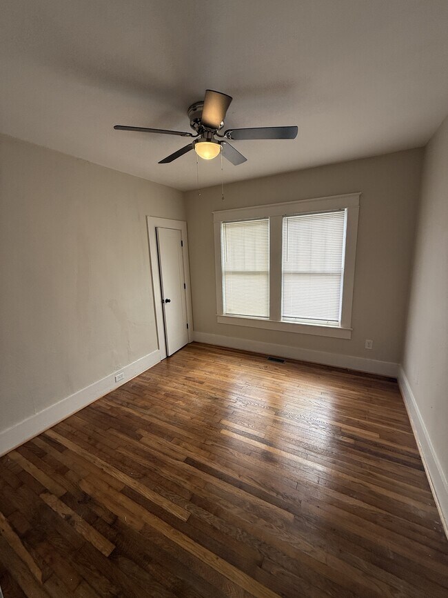 Building Photo - 208 58th St N