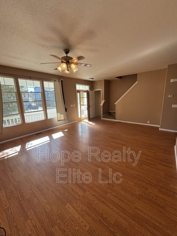 Building Photo - 7640 Fiona Ln