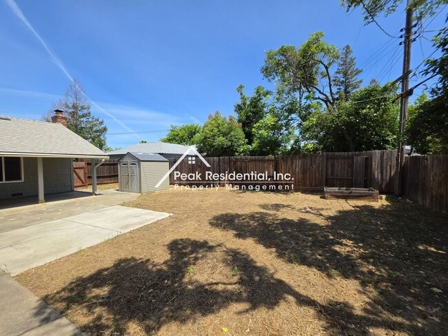 Building Photo - Very Nice 3bd/1.5ba House!