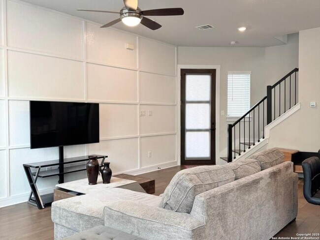Building Photo - 3 Bedroom/2.5 Bath The Enclave at Whitby Subdivision