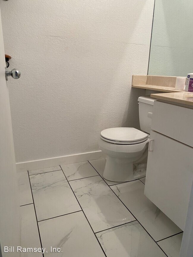 Building Photo - 2 br, 2.5 bath House - 565 H MANANAI PLACE
