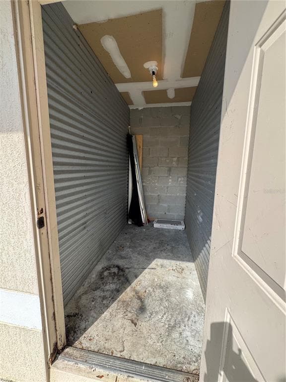 Building Photo - 1212 S Hiawassee Rd