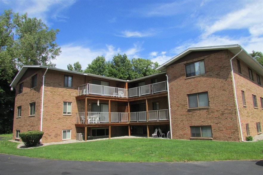 Penfield Skyline Apartments 1730 Penfield Rd Penfield NY 14526 Apartment Finder