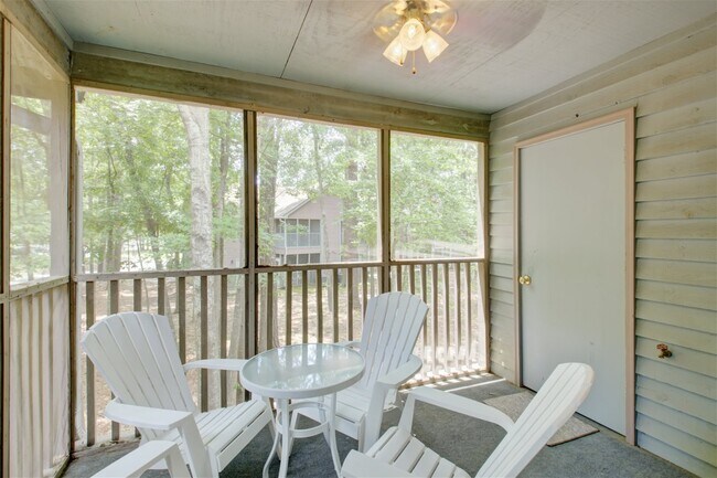 Building Photo - 7945 Parklane Court Apt #E, North Charlest...