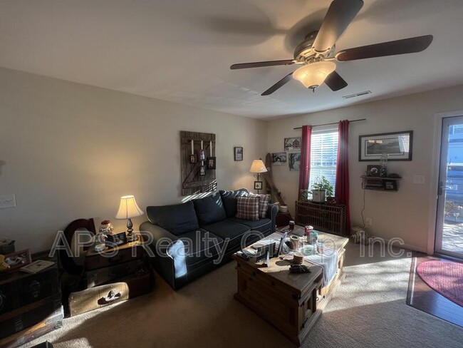 Building Photo - 788 Bitting Hall Cir