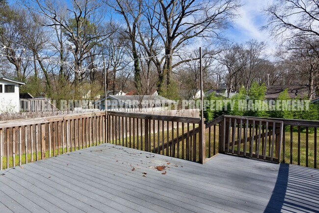 Building Photo - 128 S St Marks Ave