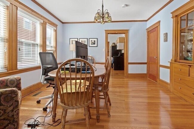 Building Photo - 189 Savin Hill Ave