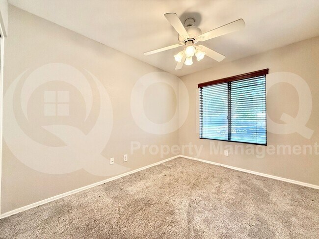 Building Photo - 1614 W Brooks St
