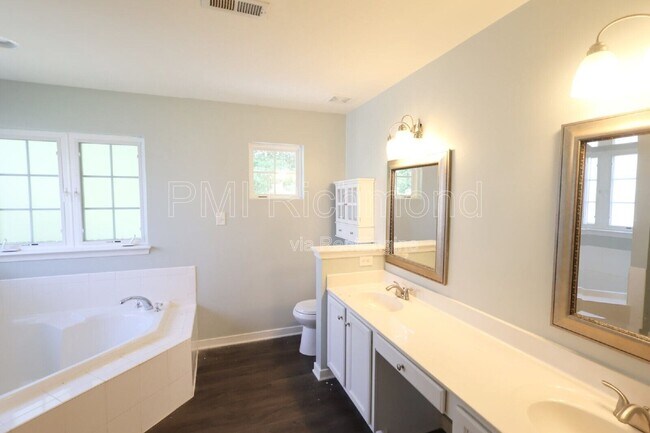 Building Photo - 8418 Newbys Mill Dr