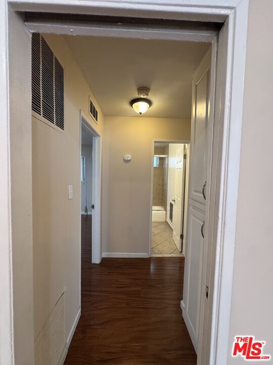 Building Photo - 2134 S Bentley Ave