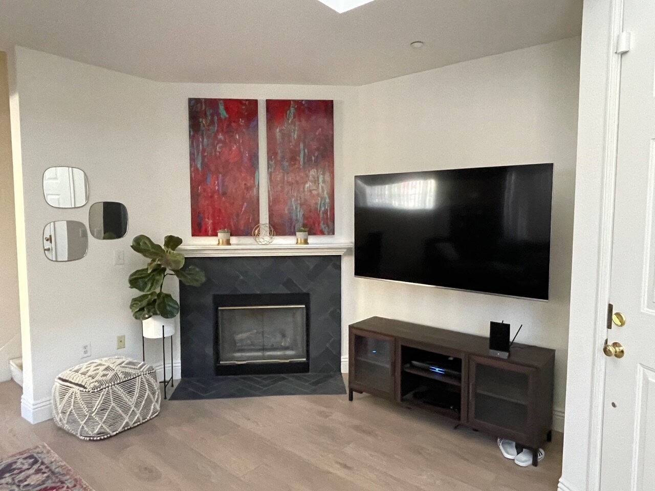 Fireplace - 4600 Don Lorenzo Dr
