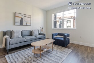 Building Photo - 3888 Artist Walk Common