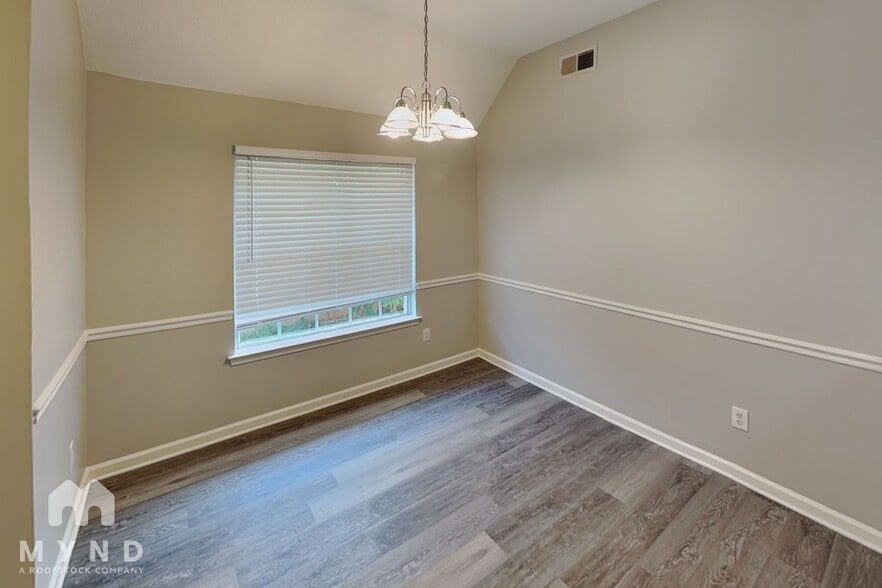 Building Photo - 1142 Cross Valley Cove