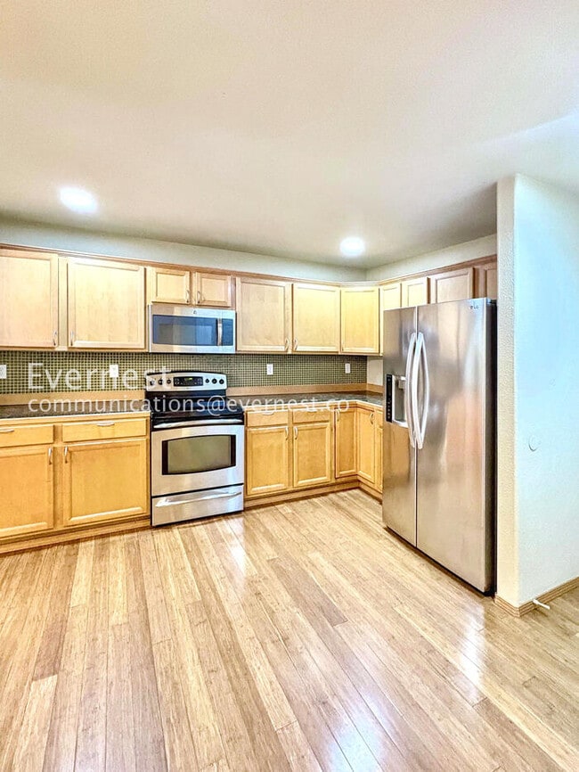 Building Photo - 11827 2nd St SE