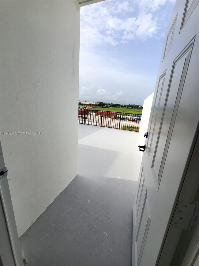 Building Photo - 14573 SW 261st Terrace