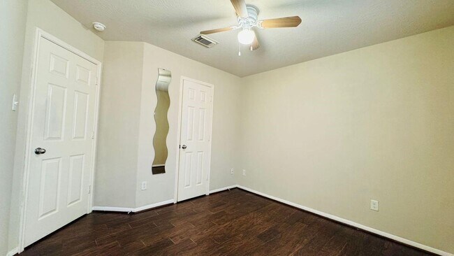 Building Photo - 3838 St Simon Manor Dr