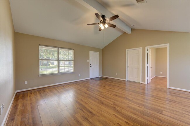Building Photo - 6814 Manor Terrace Ln