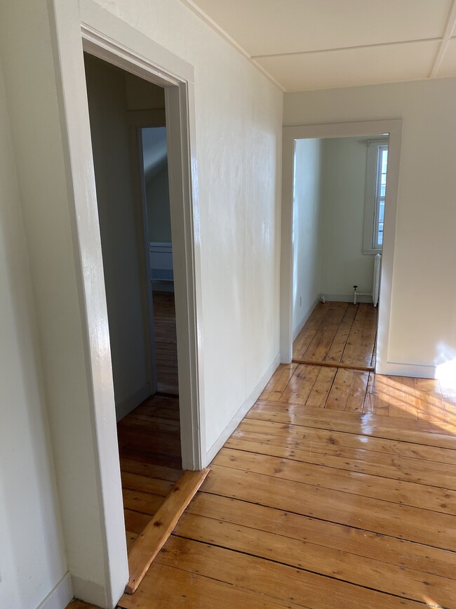 Bedroom and hall storage entrance - 36 Main St