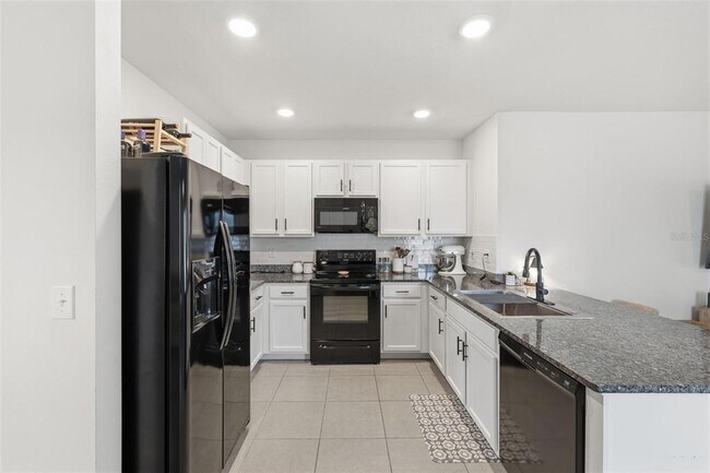 Building Photo - 16163 Silent Sands Ln
