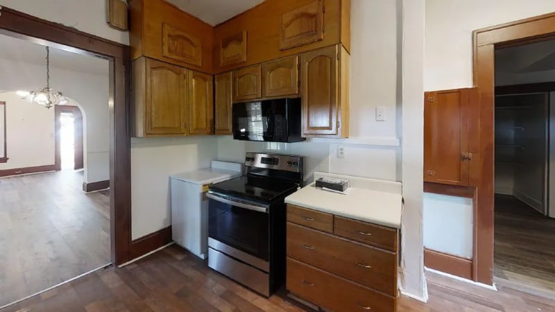 Building Photo - 1624 W 31st St