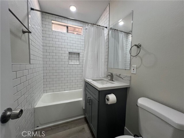 Building Photo - 1517 S Diamond St