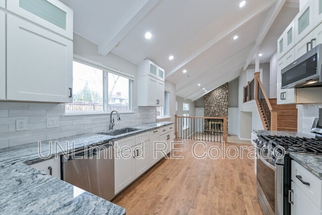 Building Photo - 7705 S Pontiac Ct