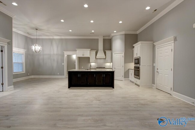 Building Photo - 26415 Birkshire Ln