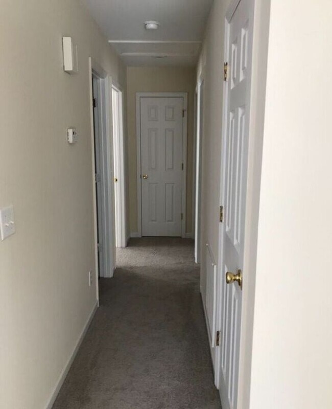 Building Photo - Charming 3BR 2 BA Cottage-Style Home in North Durham