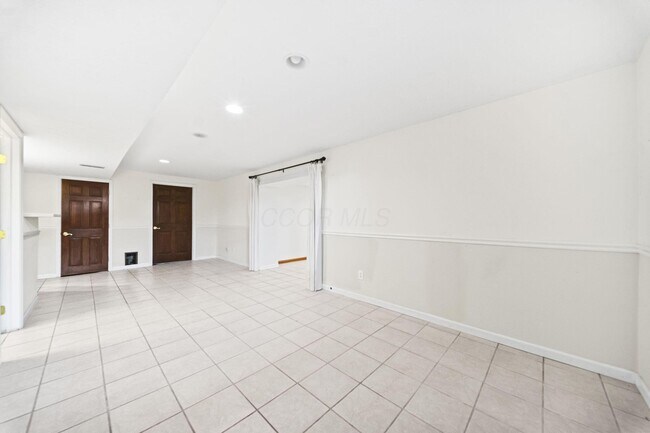 Building Photo - 7854 Astra Cir