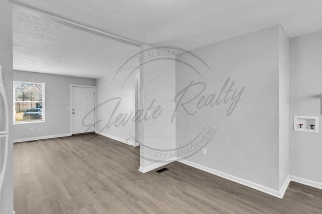 Building Photo - On Special: Two Bedroom Ranch Duplex in North Gallatin!