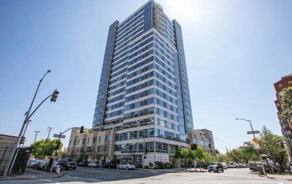 Building Photo - 501 Beale St
