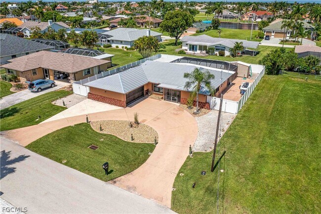 Building Photo - 4414 SE 20th Pl