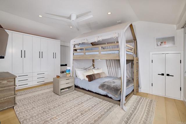 Building Photo - 1472 Neptune Ave