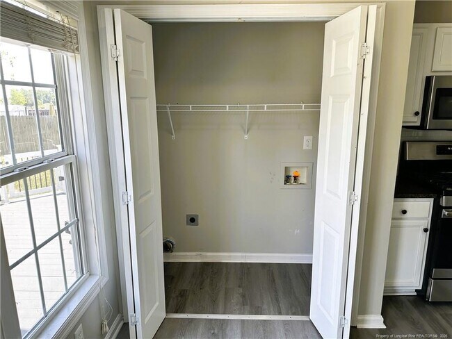 Building Photo - 1311 Shoshone Pl