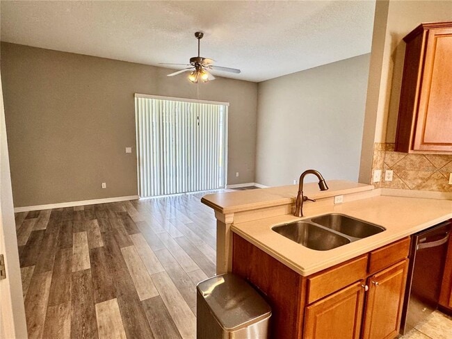 Building Photo - 14693 Cableshire Way