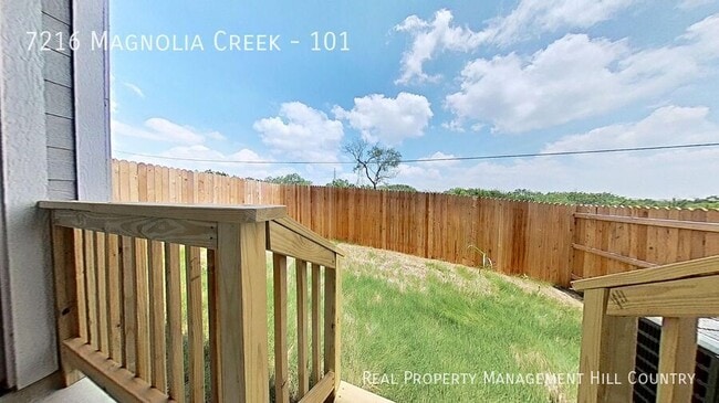Building Photo - 7162 Magnolia Pass