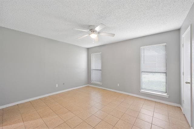 Building Photo - 3415 S Meadow Dr