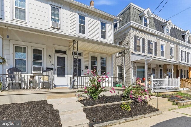 Building Photo - 32 N Wyomissing Ave