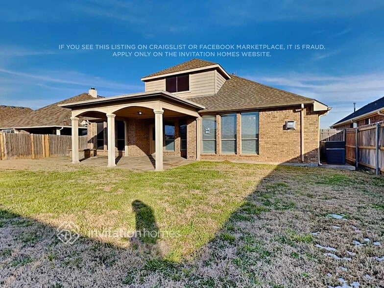 Building Photo - 10645 Devinstone Dr