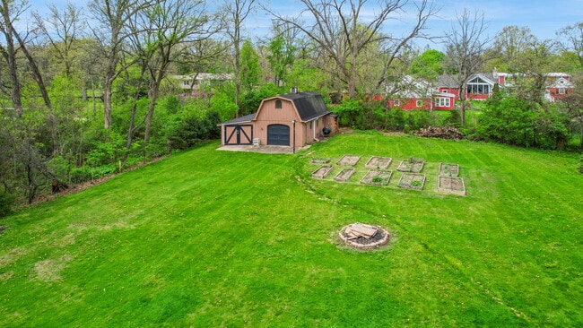 Building Photo - 1N451 Indian Knoll Rd