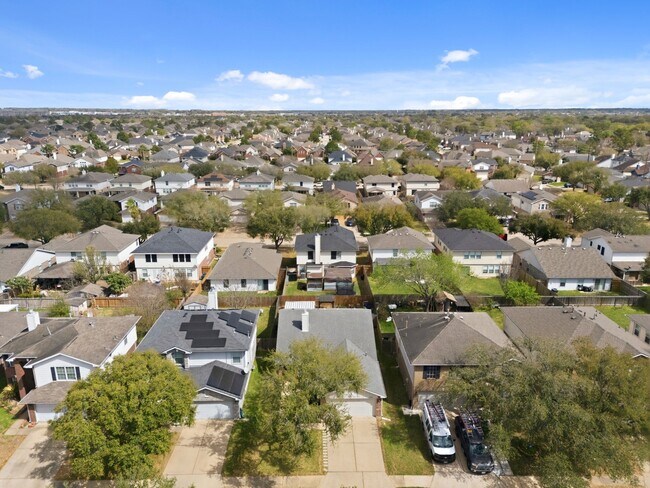 Building Photo - 5726 Westminster Village Dr