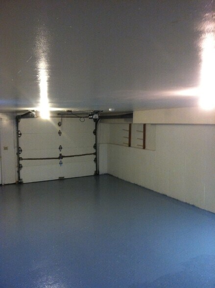 Building Photo - 177 Skyview Dr