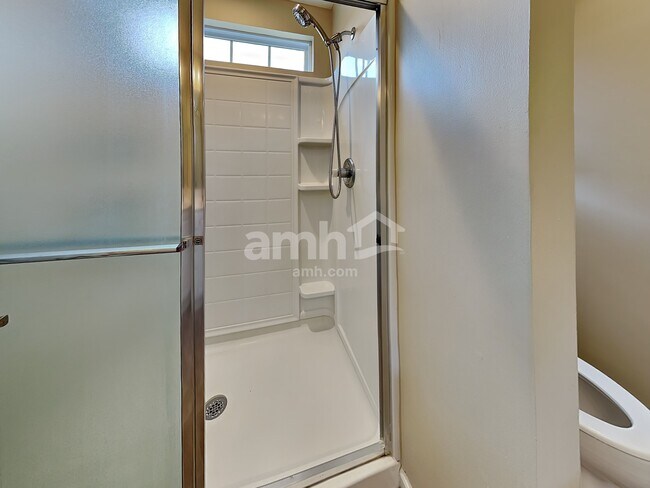 Building Photo - 407 Windham Court
