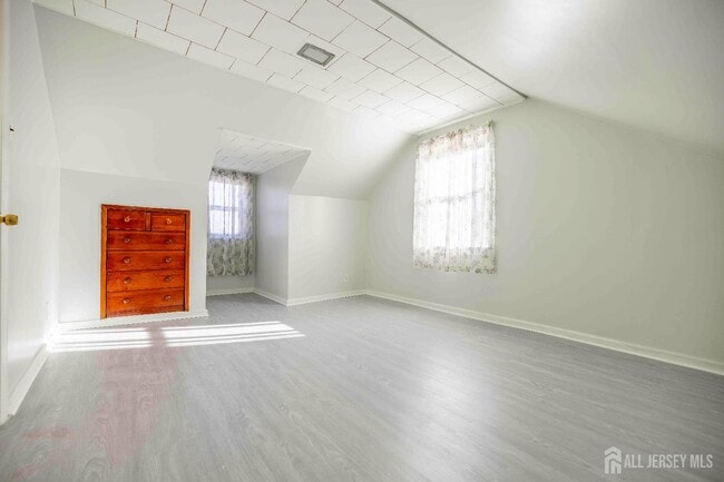 Building Photo - 301 Central Ave