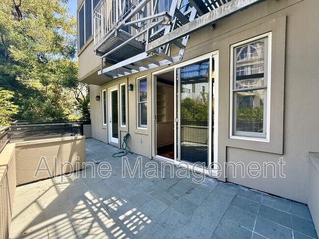 Building Photo - 3316 California St