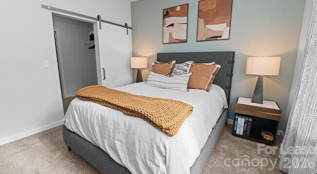 Building Photo - 2546 Perimeter Pointe Pkwy