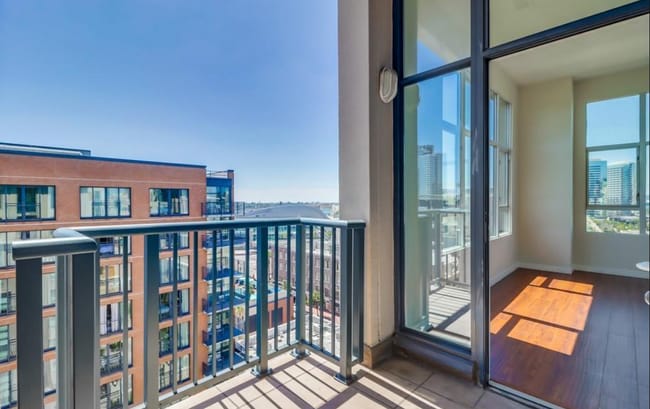 Building Photo - 530 K St