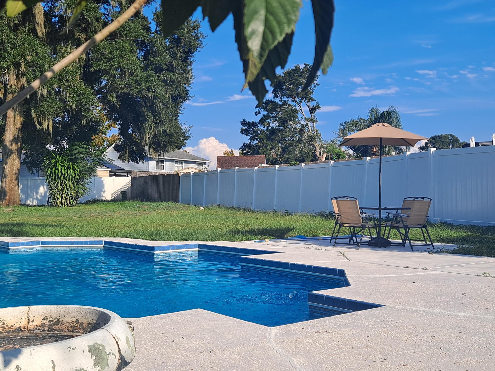 Building Photo - 811 Granite Rd