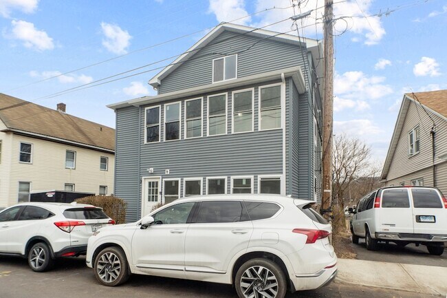 Building Photo - 3 James St