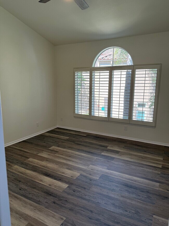 Building Photo - 11186-11182 Portobelo Dr